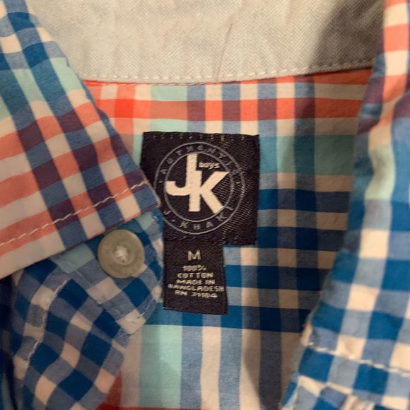 Used boys long sleeve button down shirt - Picture 2 of 2